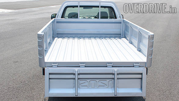 The flat-deck variant offers a wider loading bay and slightly more cargo space