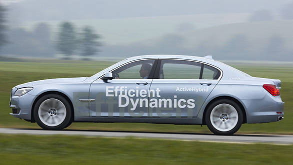 2013-BMW-7-Series-ActiveHybrid-(1)