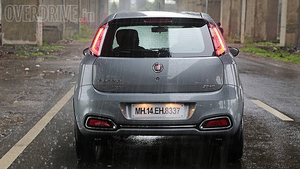 Rear end gets new Punto Evo LED taillamps that look better when the sun goes down