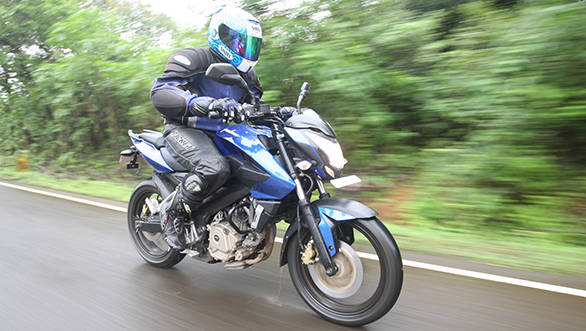 Pulsar 200NS