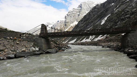 The Chandra river flows in frigid fury