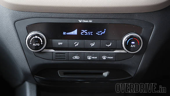 The audio system, like in the Grand i10, comes with 1GB of media storage space