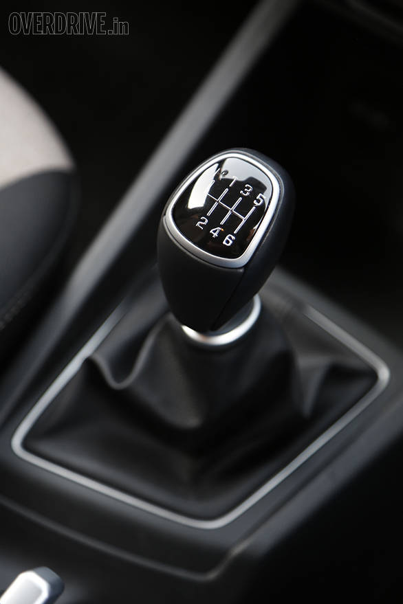 The highlight of the Elite i20's diesel drivetrain is the slick shift lever