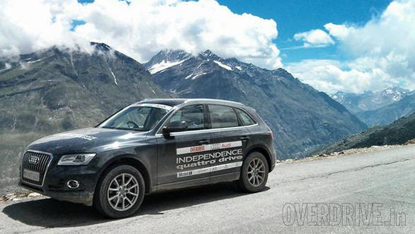 Crossing over through Rohtang pass