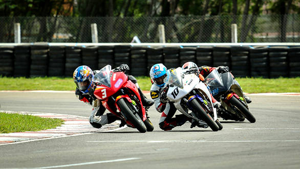 Motorcycle_Racing_Championship_Day_1 (1)