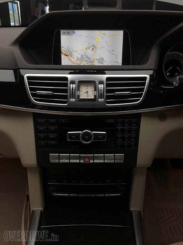 Inside, the E350 CDI gets rear seat entertainment and a higher resolution COMAND infotainment system