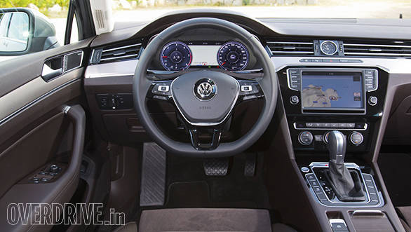 VW Passat B8 First Drive (7)