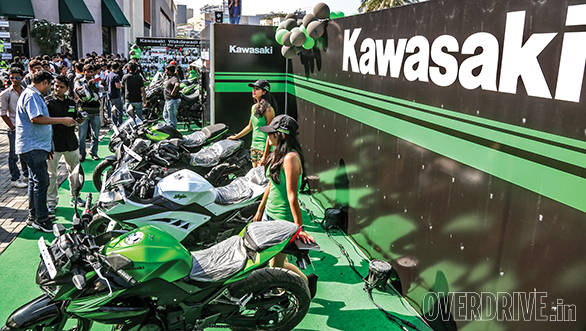  Kawasaki showed off the new Z250, ER-6n and Versys 1000 to the public for the first time