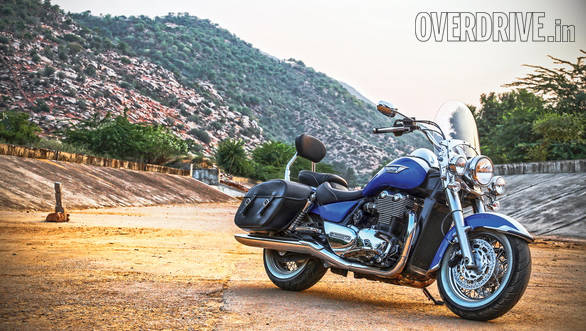 2015 Triumph Thunderbird LT India road test review - Overdrive