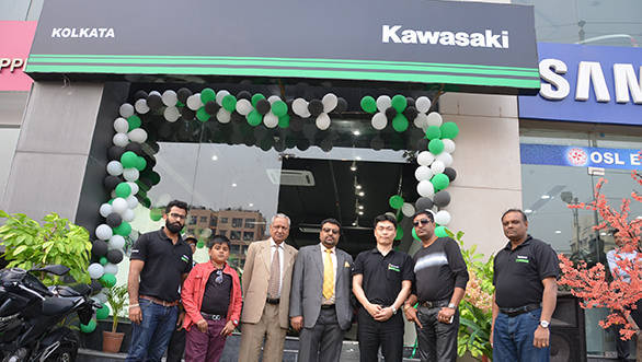 Kawasaki Kolkata showroom_resized