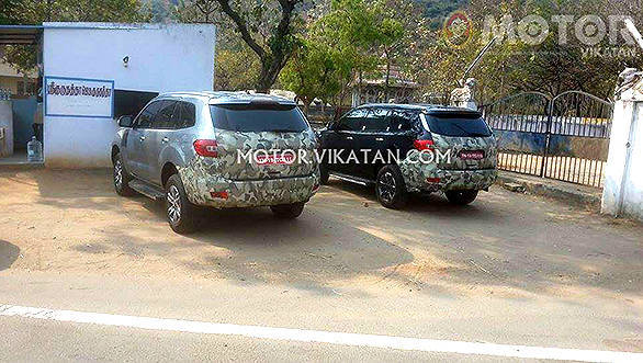 2016-ford-endeavour-everest-spied-india-rear (1)