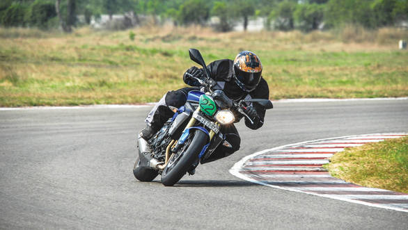 The 2015 edition of the California Superbike School was an eye-opener for our Alan