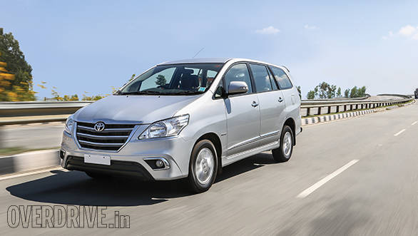 Renault Lodgy vs Toyota Innova (4)