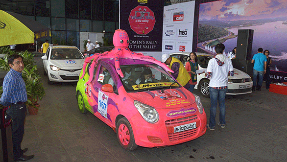Women's-Rally-Pink-car