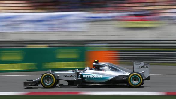 Pole, fastest lap and race win for Lewis Hamilton at the 2015 Chinese GP