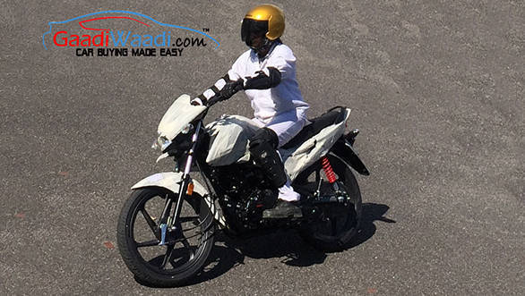 Honda 110cc Dream spied testing 2