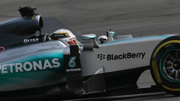 Lewis Hamilton takes his third consecutive pole of 2015, with top spot at Shanghai