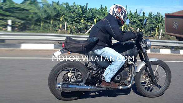 royal-enfield-himalayan-adventure-spied