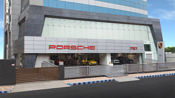 Porsche_Centre_Kolkata_01