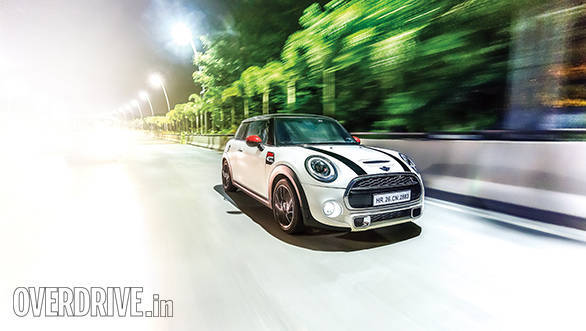 Mini Cooper S 2015 (3)