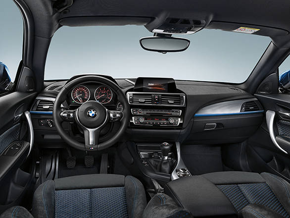 2015 BMW 1 Series interior