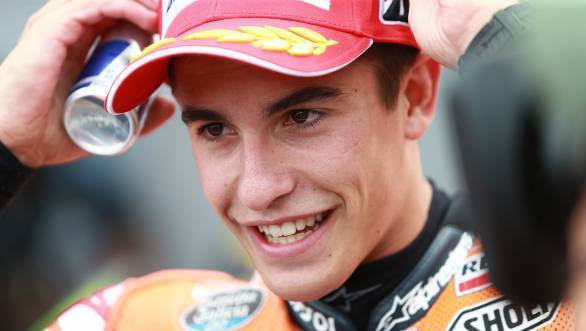 Marc Marquez set a new lap record during qualifying for the 2015 Aragon GP