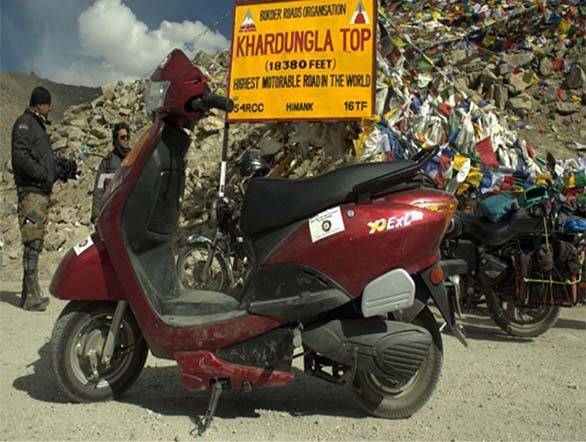 YObyke at Khardung La_Pic 2