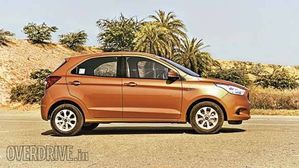 Ford Figo 2015 (2)