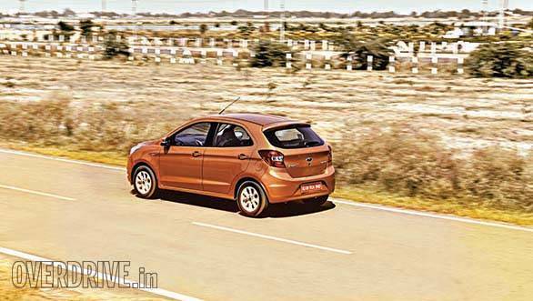 Ford Figo 2015 (3)