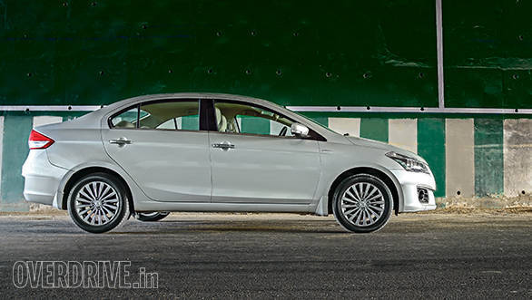 Maruti Ciaz Hybrid (2)