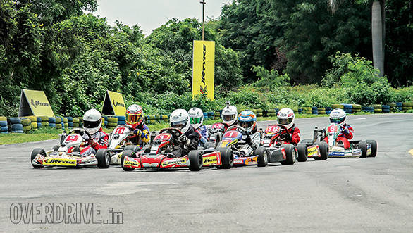 Micro Max Karting feature (5)