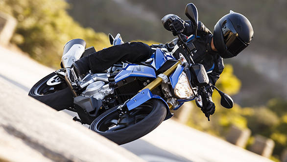 BMW say the reversed engine head configuration is part of the reason why the G 310 R will corner so well