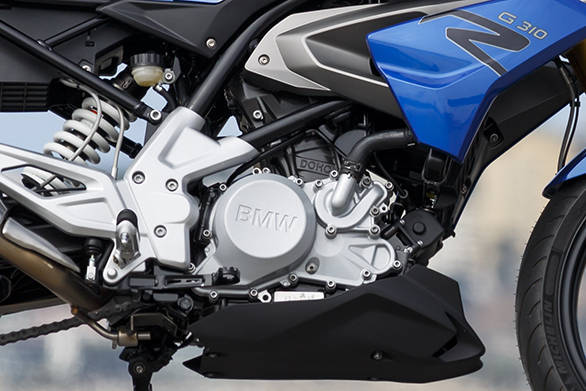 BMW uses a reversed head configuration for the new 310cc engine that places the intake in the front and the exhaust at the rear. This allows them to move the centre of gravity lower and forward while creating space for a long swingers, says BMW Motorrad.