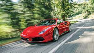 Ferrari splits from FCA after its IPO