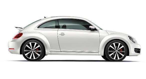 2015 Volkswagen Beetle (2)