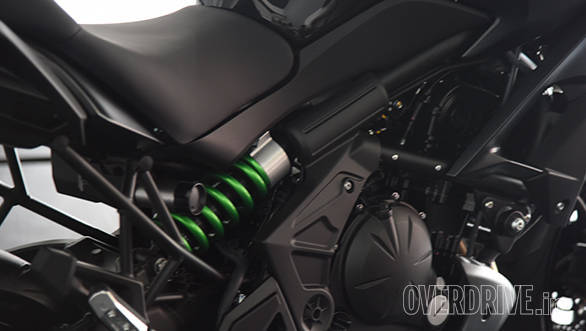 The new subframe of the Kawasaki Versys 650 help to accommodate weight of pillion and luggage in a better way