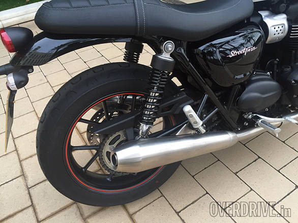 Triumph Street Twin New Images (2)