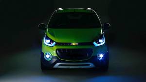 2016 Auto Expo: Chevrolet India tease the new generation Beat Crossover concept