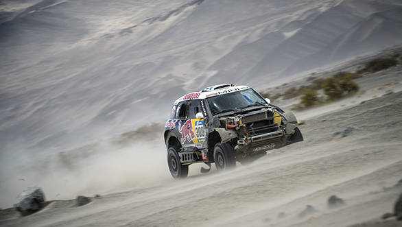 Nasser Al-Attiyah making good progress even with half his car missing