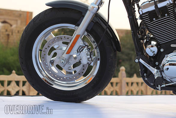 The discs are bigger for this model year and the front forks on the Harley-Davidson 1200 Custom are now cartridge units
