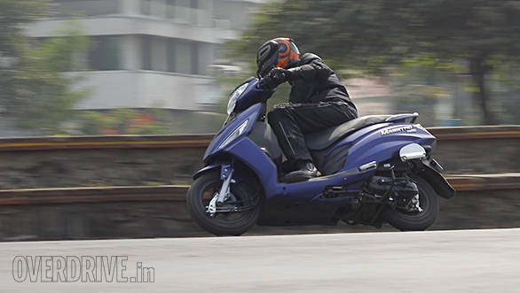Short of the TVS Scooty Zest, the Maestro Edge is most confident and involving scooter available today