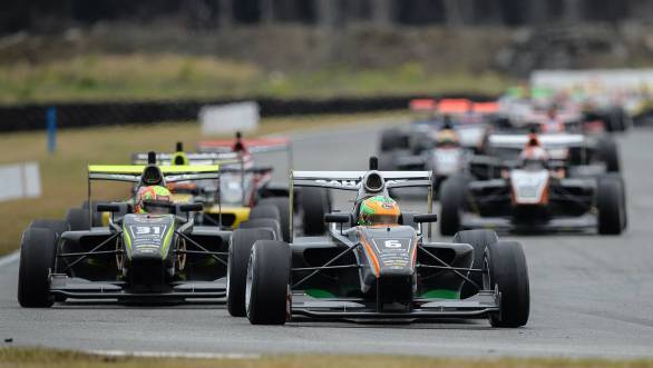 Jehan Daruvala en route his second consecutive race win at the 2016 Toyota Racing Series