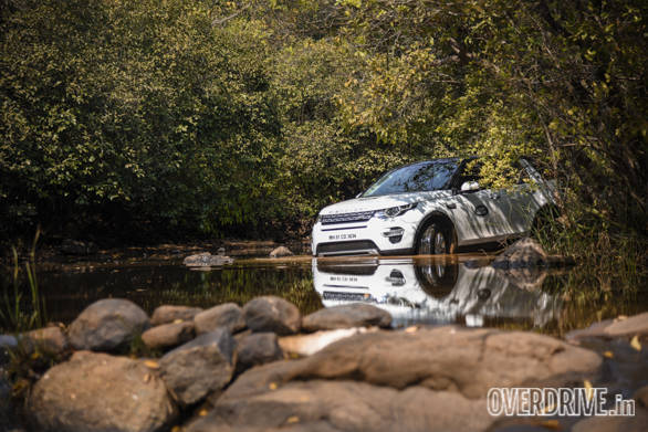 Land Rover Discovery Drive (10)