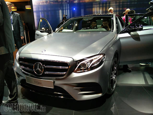 Mercedes-Benz E-400 Detroit Motor Show (8)