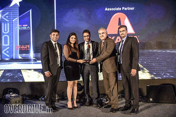 Navnit Motors, Mumbai getting the dealer of the year for 4-wheeler (luxury) category by Amit Jain, MD & CEO, Cardekho.com; Bertrand D'Souza, Cheif Editor, OVERDRIVE;  Lokendra Pal Singh, Business Management Refinish India, Axalta;  KVS Prakash Rao, President, FADA