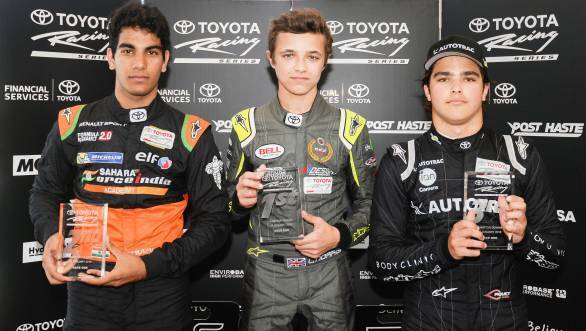 Lando Norris, Jehan Daruvala and Pedro Piquet with their trophies after Race 1 at Waikato