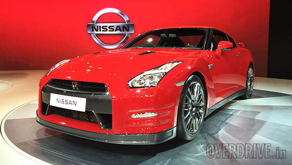 Nissan GTR (2)