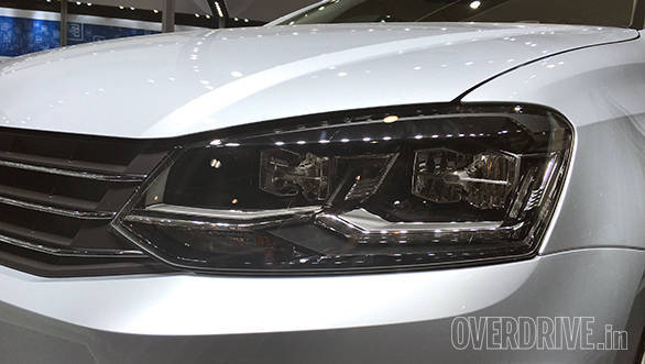 Volkswagen Vento facelift headlamp (2)