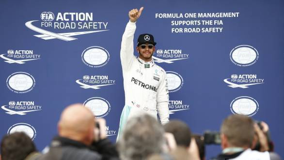 Hamilton's got off to a good start, clinching the first pole of the year at the 2016 Australian GP