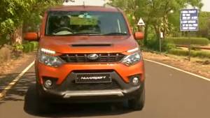 Mahindra NuvoSport - Five Things You Need To Know - Video